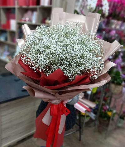 Букет цветов из: Гипсофила в Красной горе