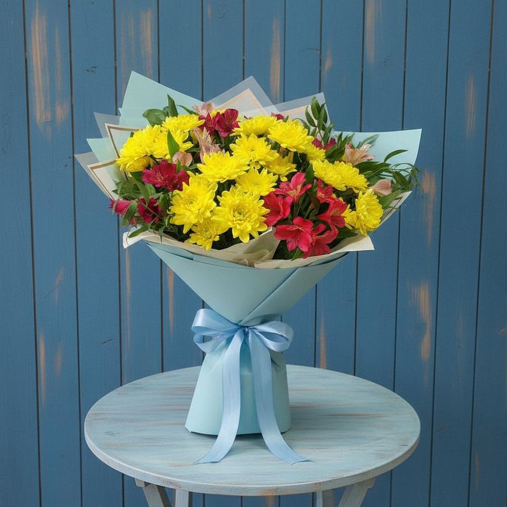 Букет цветов из: Альстромерии и Хризантемы в Красной горе