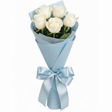 Букет 5 Белых роз Проуд в Красной горе