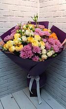 Букет цветов из:  Хризантемы и Розы #REPLACE_PRED# Красной горе