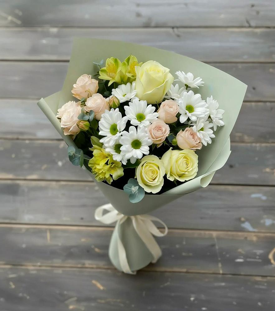 Букет цветов из: Альстромерии, Розы и Хризантемы в Красной горе