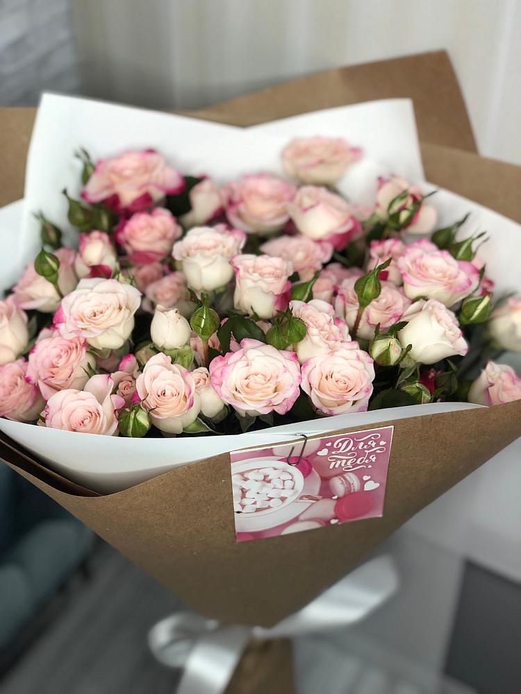 Букет цветов из: Розы в Красной горе