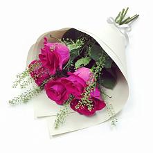Букет цветов из:  Розы в Красной горе