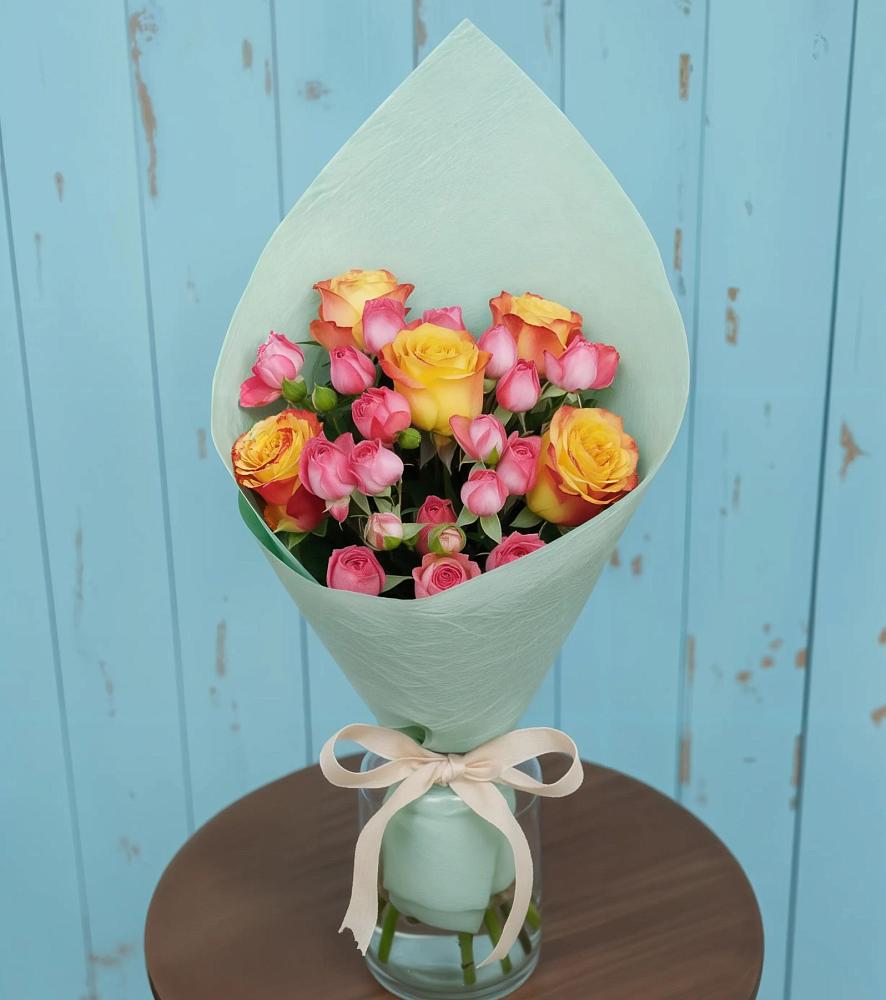 Букет цветов из: Розы в Красной горе