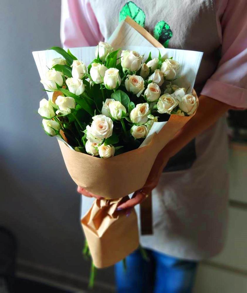 Букет цветов из: Розы в Красной горе