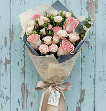 Букет цветов из:  Розы #REPLACE_PRED# Красной горе
