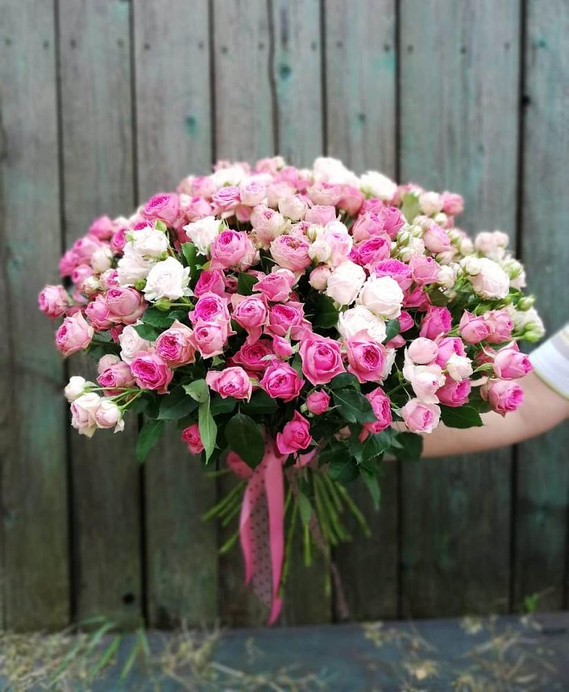 Букет Розовые кустовые розы Натали и Лав Лидия в Красной горе