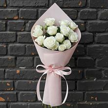 Букет цветов из:  Розы #REPLACE_PRED# Красной горе