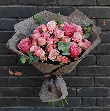 Букет цветов из:  Розы в Красной горе