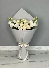 Букет цветов из:  Розы и Лизиантусы в Красной горе